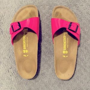 Birkenstock Madrid - hot pink single strap size 9